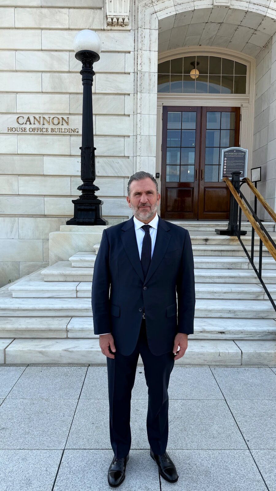 Roberto Arzú on the steps of the Cannon House Office Building in Washington, D.C.